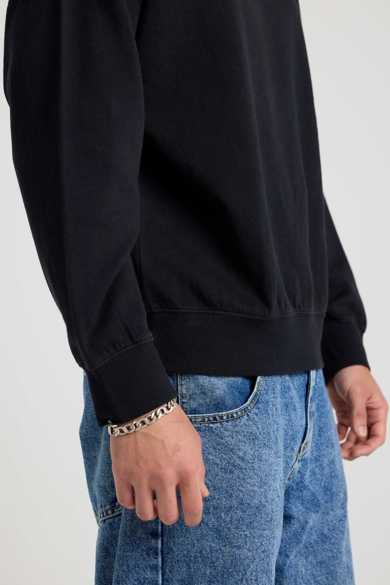 Sustainable Fleece Crew Neck Pullover Sweatshirt - Image 3