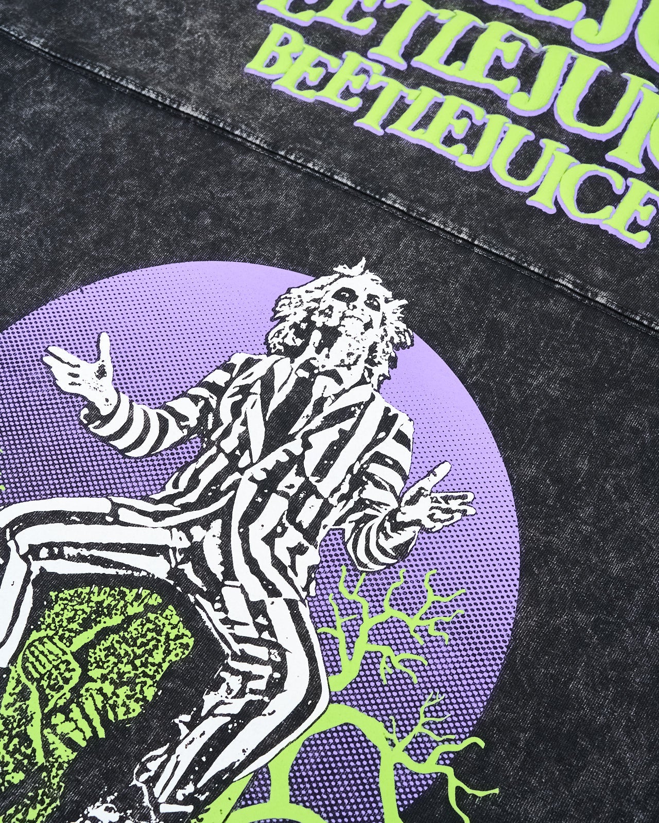 It's Show Time! BEETLEJUICE™️ Mineral Wash Spirit Jersey® - Image 5